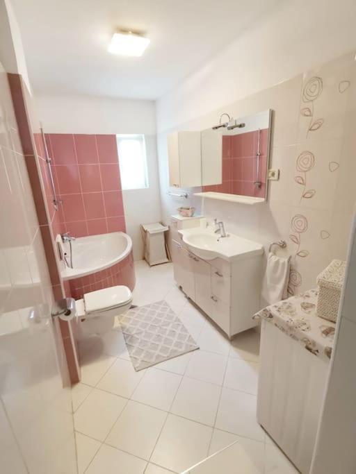 Apartman Pejic Podstrana Exterior foto