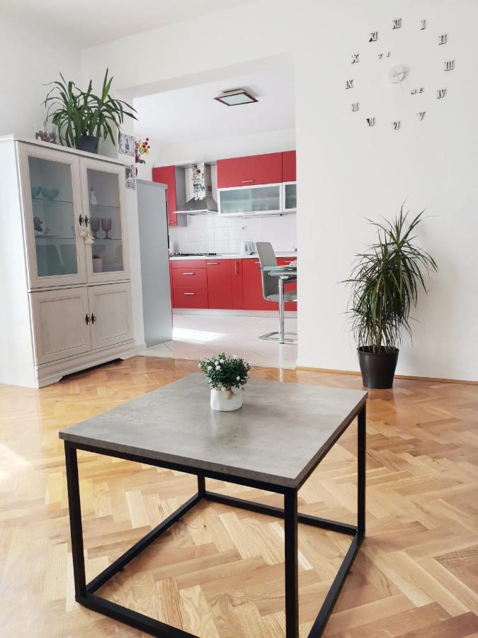 Apartman Pejic Podstrana Exterior foto