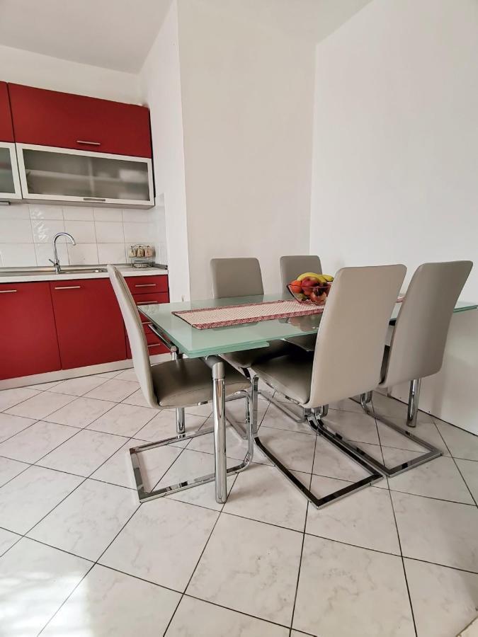 Apartman Pejic Podstrana Exterior foto